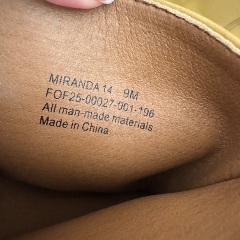 NWT Frye and Co Campus Style Boots Banana 9 - Picture 4 of 9